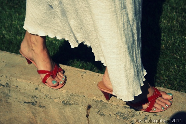 [walkingfeetcrossprocess%255B4%255D.jpg]