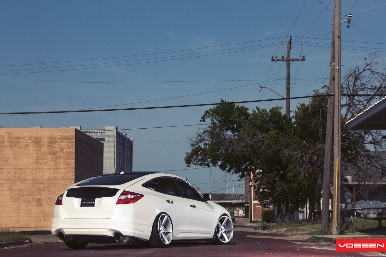 VWVortex.com - Honda Crosstour by Vossen Wheels lowered honda crosstour 