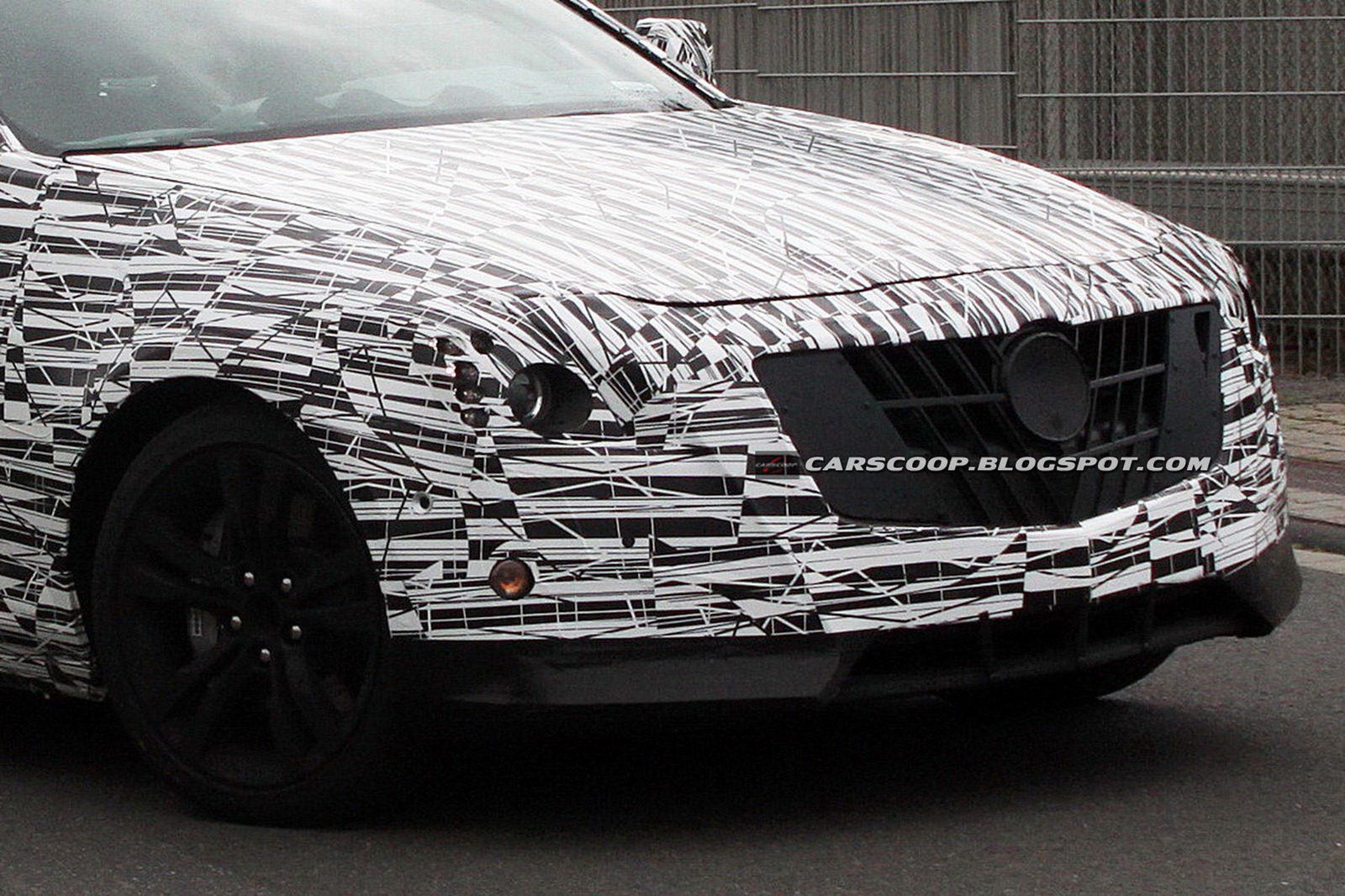 [2014-Cadillac-CTS-Sedan-9%255B3%255D.jpg]