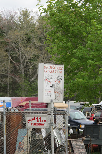 Each field area boasts a unique name. Here, the Dealer's Choice entrance.
