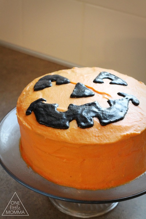 [pumpkin-birthday-cake2%255B6%255D.jpg]