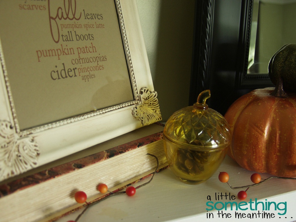 [Fall%25202012%2520Mantel%2520Vignette%2520Chopped%255B4%255D.jpg]
