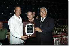 Reconocimiento a Jose luis Ramirez, presidente FEDOKARATE