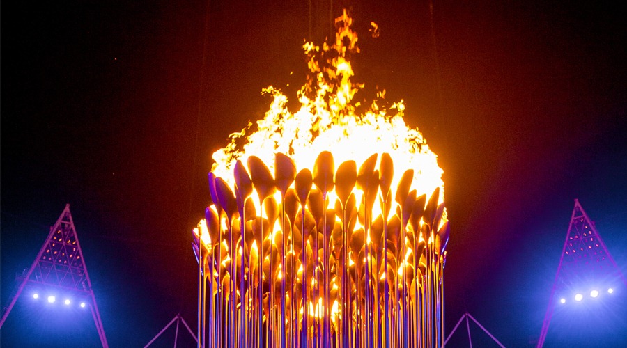 [london-2012-olympic-cauldron-thomas-heatherwick_08%255B4%255D.jpg]
