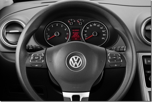 Eis os novos Volkswagen Gol e Voyage 2013 (7)