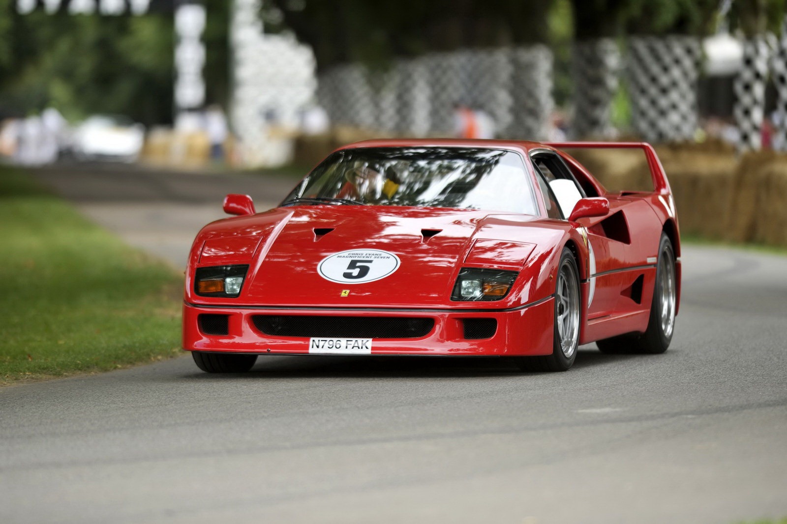 [Ferrari-F40-5%255B2%255D.jpg]