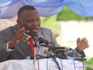 Vital Kamerhe, président national de l'Unc ce 21/06/2011 à Kinshasa, lors de la signature de la charte des membres de AVK. Radio Okapi/ Ph. John Bompengo