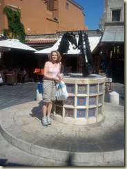 E Rhodes Fountain (Small)