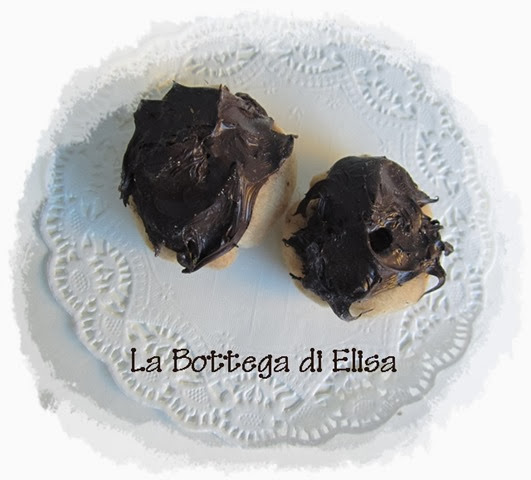 bignè cioccolato 2 bignè cioccolato 2