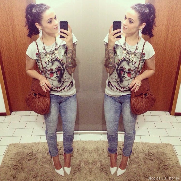 look jeans, tee e scarpin branco look jeans, tee e scarpin branco