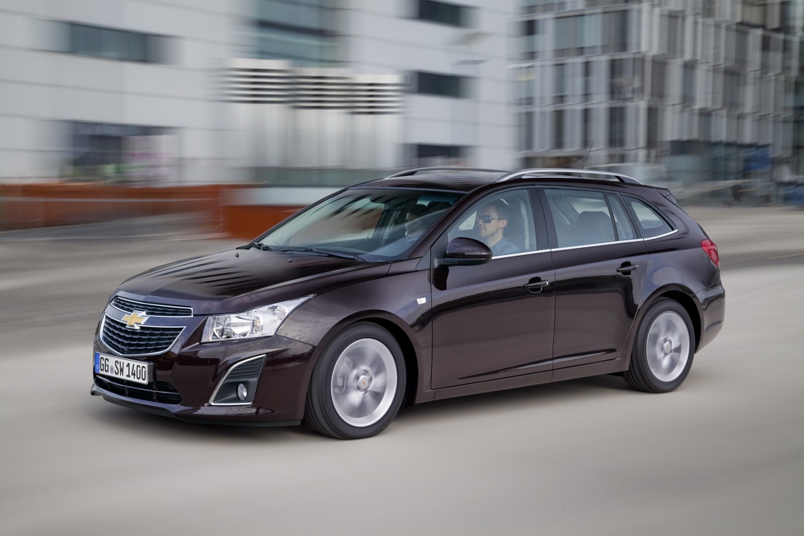 2013-Chevrolet-Cruze-Facelift-E11[2].jpg