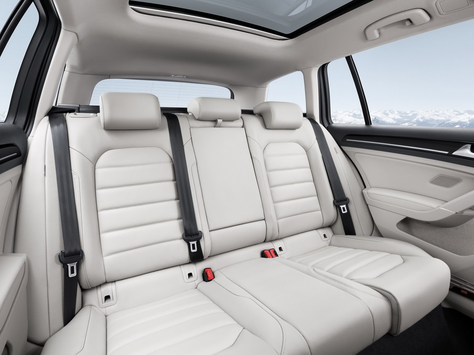 [VW-Jetta-SportWagen-Golf-Variant-8%255B2%255D.jpg]