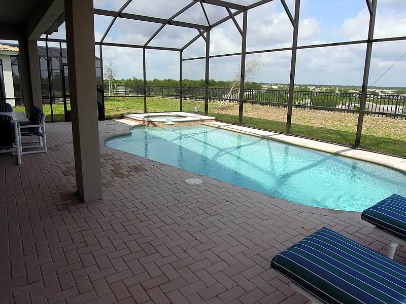 [WindsorHillsArchPool4.jpg]