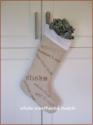 [burlap%2520xmas%2520stocking%2520015%255B5%255D.jpg]