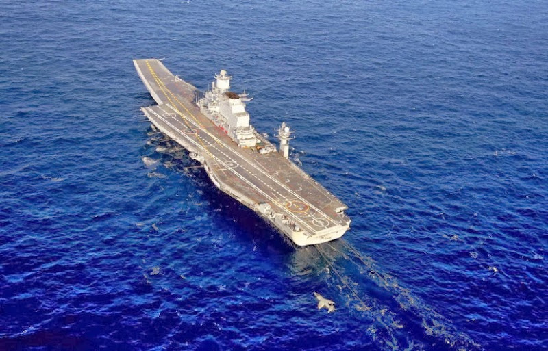Aircraft-Carrier-INS-Vikramaditya-06-Indian-Navy-R