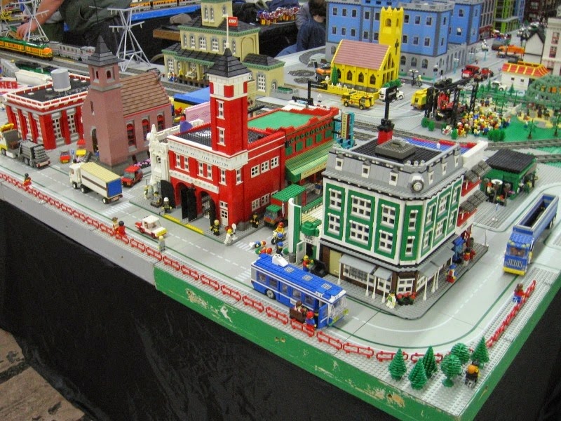 [IMG_0169-Greater-Portland-Lego-Railr%255B2%255D.jpg]