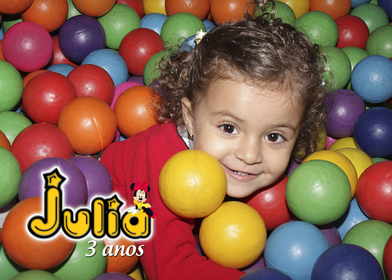 Fotos de Júlia - 3 anos. Foto numero . Fotografia (fotografias) de Adriana Pimenta Produções, que faz foto e vídeo de casamentos, aniversários e eventos em geral, bem como fotoprodutos, fotolivros e álbuns diagramados. Atua em São Paulo. fotos de casamento sao paulo sp para fotografia são fotografos casamentos festa infantil crianças aniversario fotoprodutos filmagem fotografias produtoras videos festas vídeo