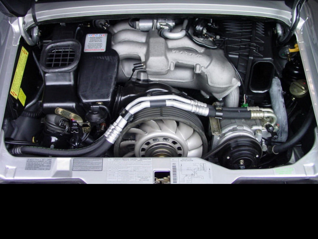 [1998-Porsche-911-Carrera-S-Coupe-7%255B4%255D.jpg]