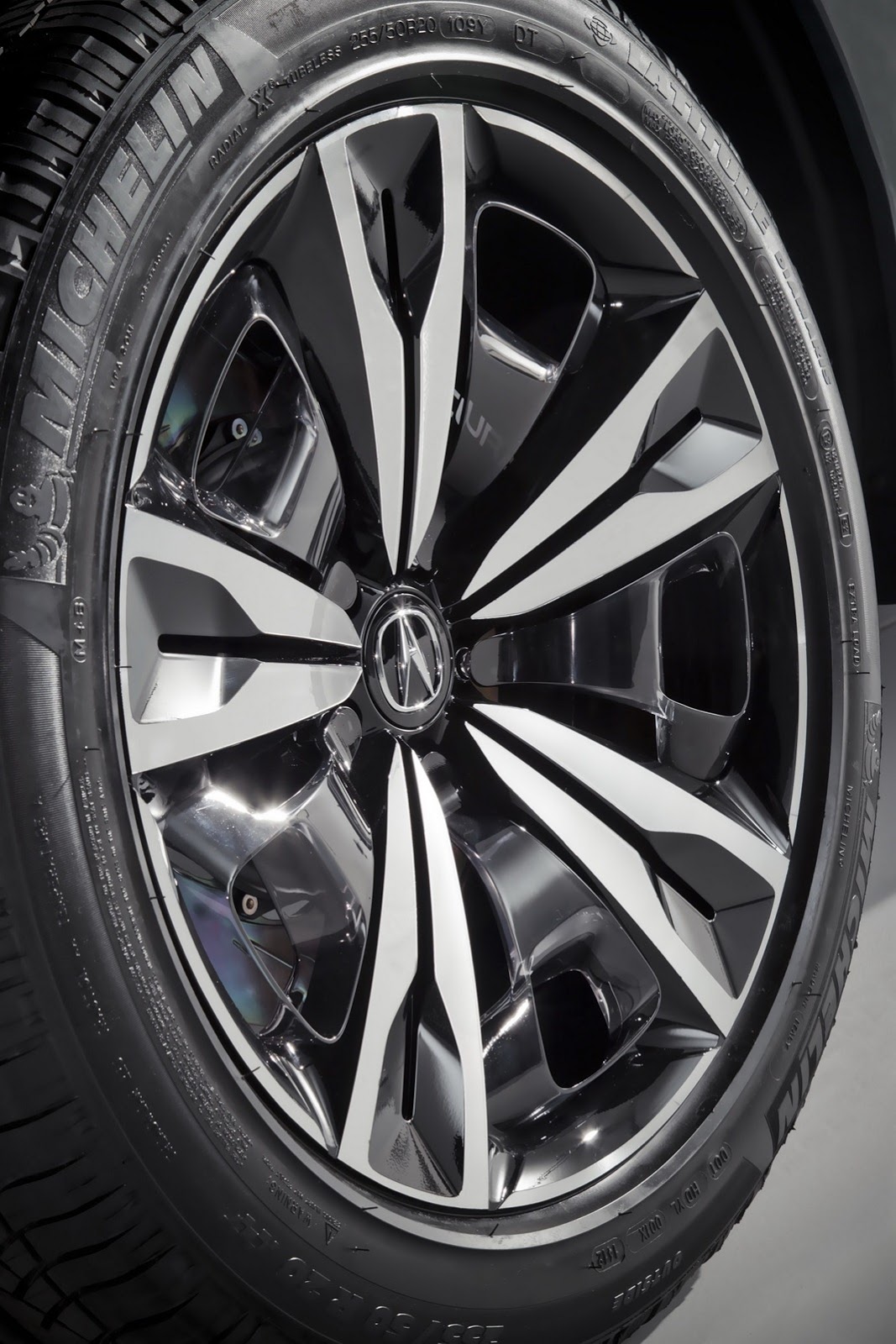 [2014-Acura-MDX-Prototype-24%255B3%255D.jpg]