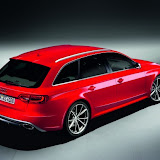 Audi_RS4_Avant_10.jpg