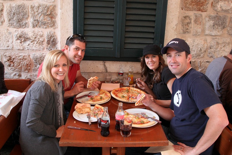 [Dubrovnik6%2520eating%255B3%255D.jpg]