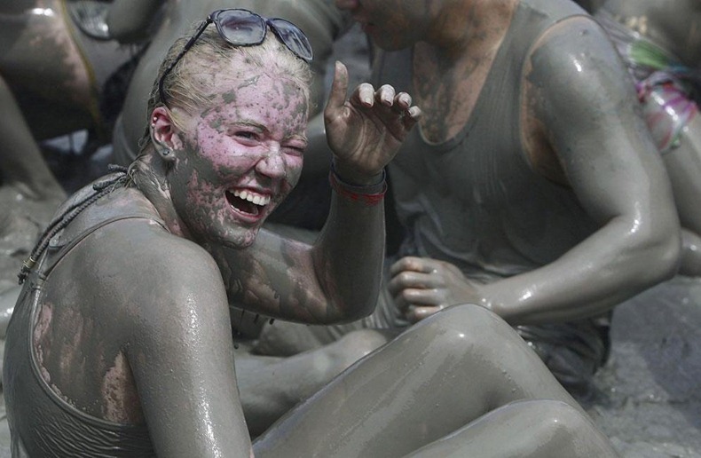 boryeong-mud-fest-2011-2 boryeong-mud-fest-2011-2