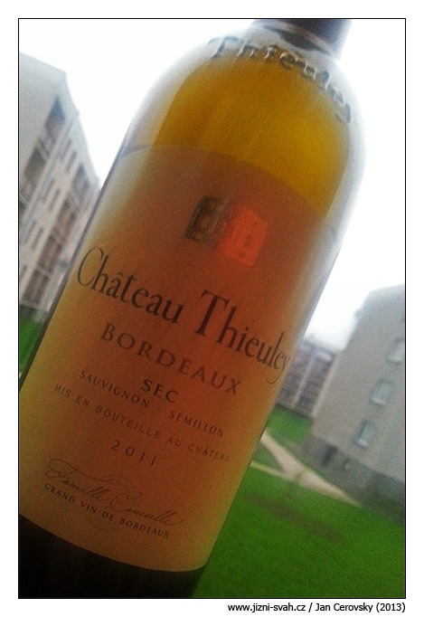[Chteau-Thieuley-Bordeaux-Blanc-Sec-2%255B2%255D.jpg]