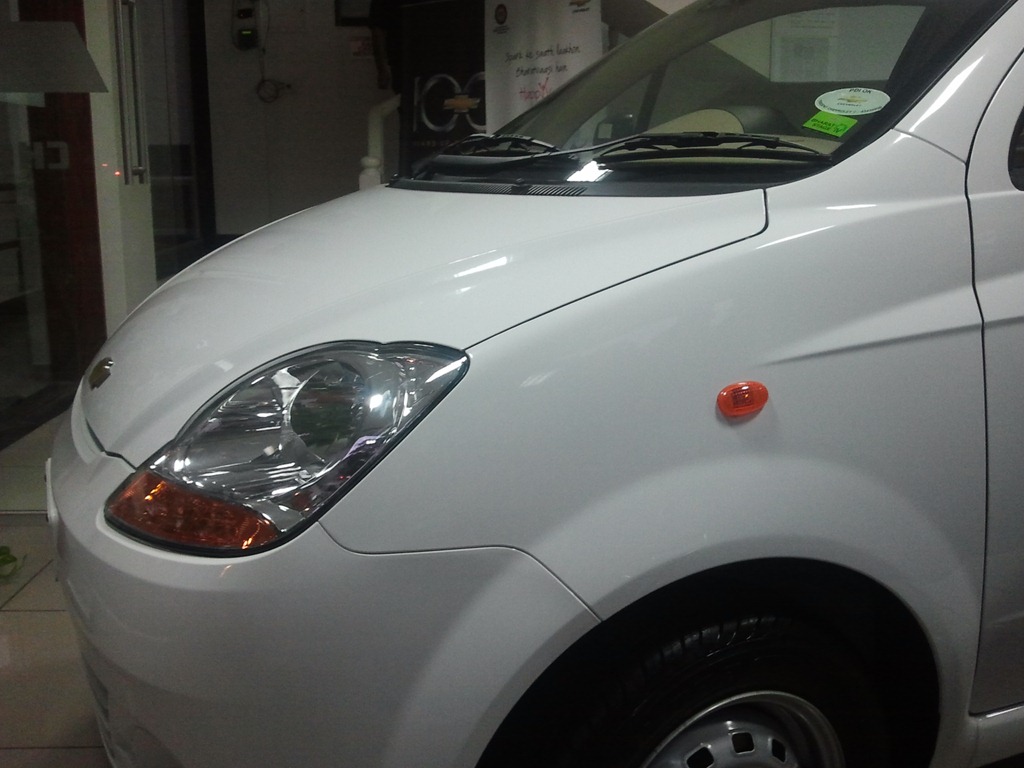 [Chevy%2520Spark%2520side%255B4%255D.jpg]