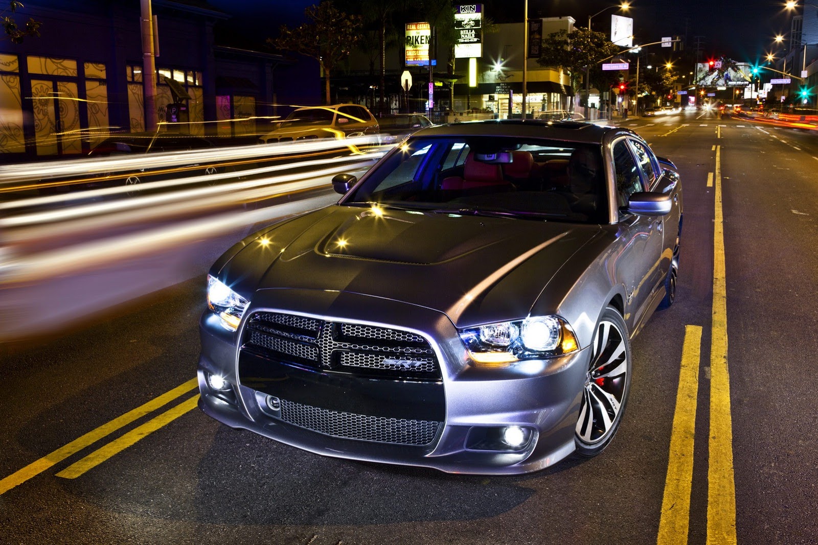 [2013-Dodge-Charger-SRT8-5%255B2%255D.jpg]