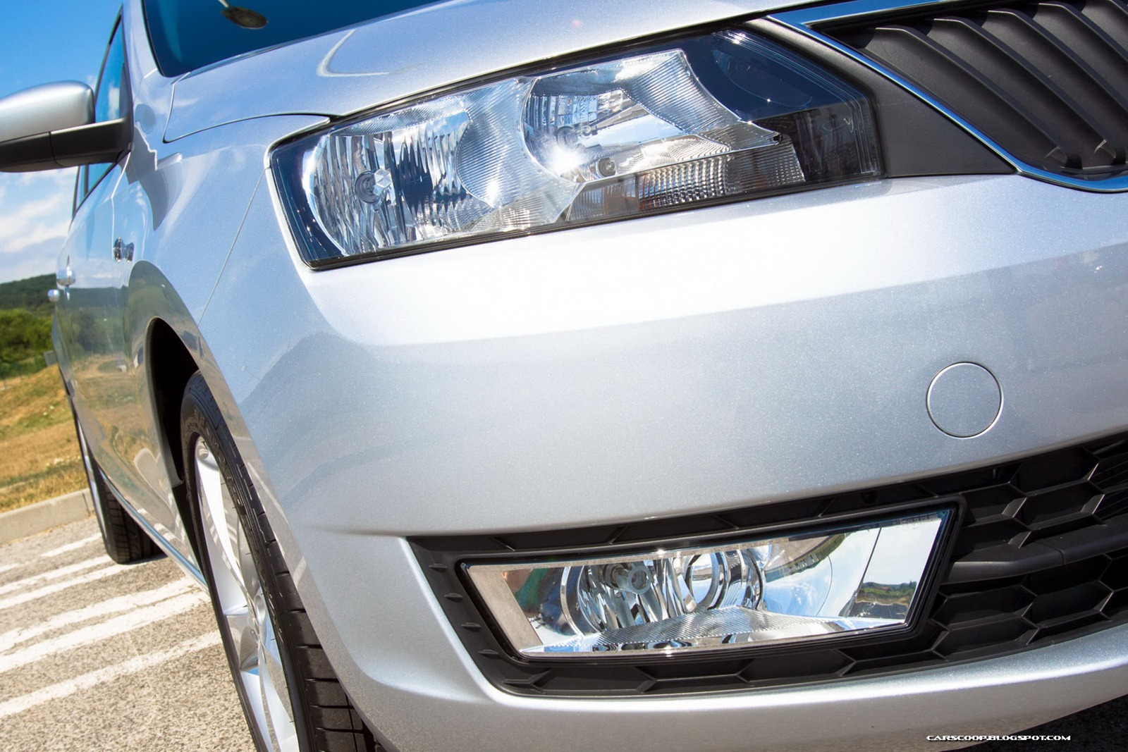 [2013-Skoda-Rapid-30%255B2%255D.jpg]