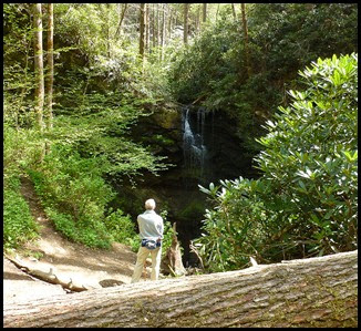 01e2 -  White Oak Sinks - Falls Cave