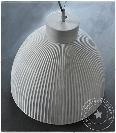 verftechnieken-industriele-lamp-tafel verftechnieken-industriele-lamp-tafel