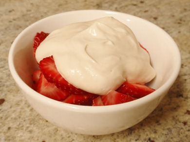 [strawberries%2520romanoff%25204%255B8%255D.jpg]