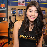 philippine transport show 2011 - girls (136).JPG