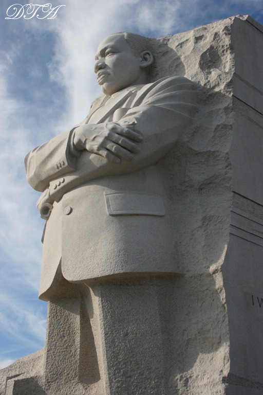 [dc%2520410-1%255B4%255D.jpg]