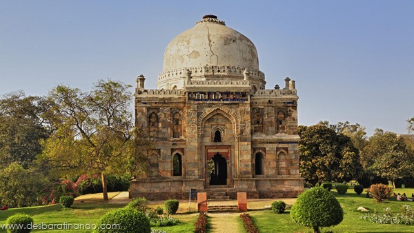 Ornate tomb at Lodi Gardens, Delhi, India