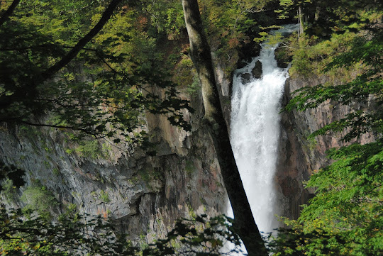 華厳の滝