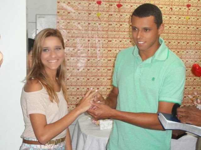 [381773_433383053392890_1647533393_n%255B4%255D.jpg]