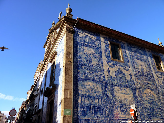 capilla-de-las-almas-oporto.JPG
