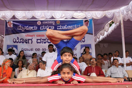 8. The healthier looking girl performers. Mr. Iyengar looked more approving.