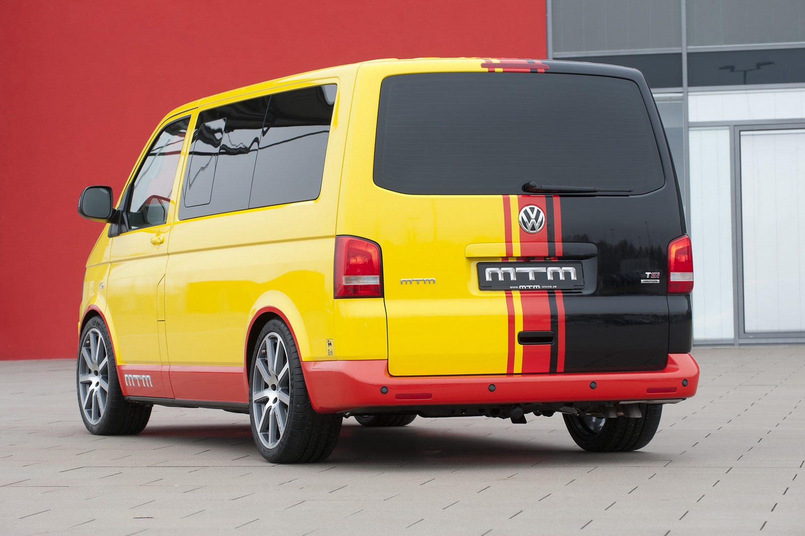 [MTM-2012-Geneva-Motor-Show-14%255B2%255D.jpg]