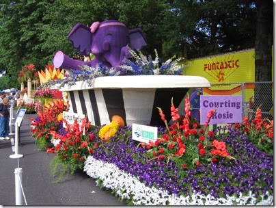 IMG_1040 Courting Rosie Grand Floral Parade Float in Portland, Oregon on June 8, 2008