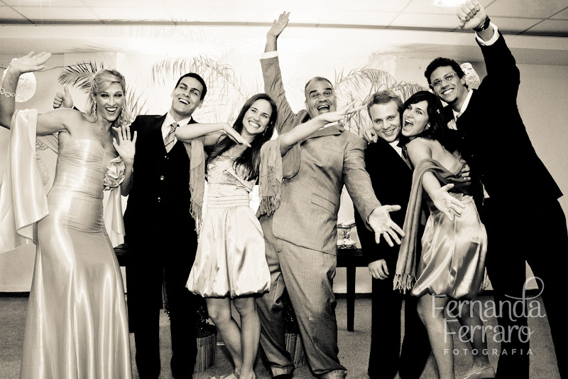 Fotos de É festa!. Foto numero 8 de Fernanda Ferraro, fotografa do Rio de Janeiro (RJ), que faz fotos de casamento (fotografias de casamentos) e fotos de eventos em todo o Rio de Janeiro. retrato Noiva foto de casamento Fotos Rio Janeiro Making Of Fernanda Ferraro fotos rio janeiro fotografo fotografa fotógrafo eventos festas fotografos evento