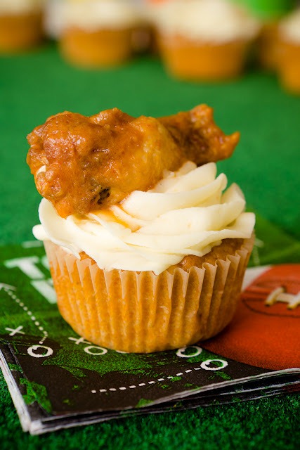 [Buffalo-Chicken-Cupcakes-019.jpg]