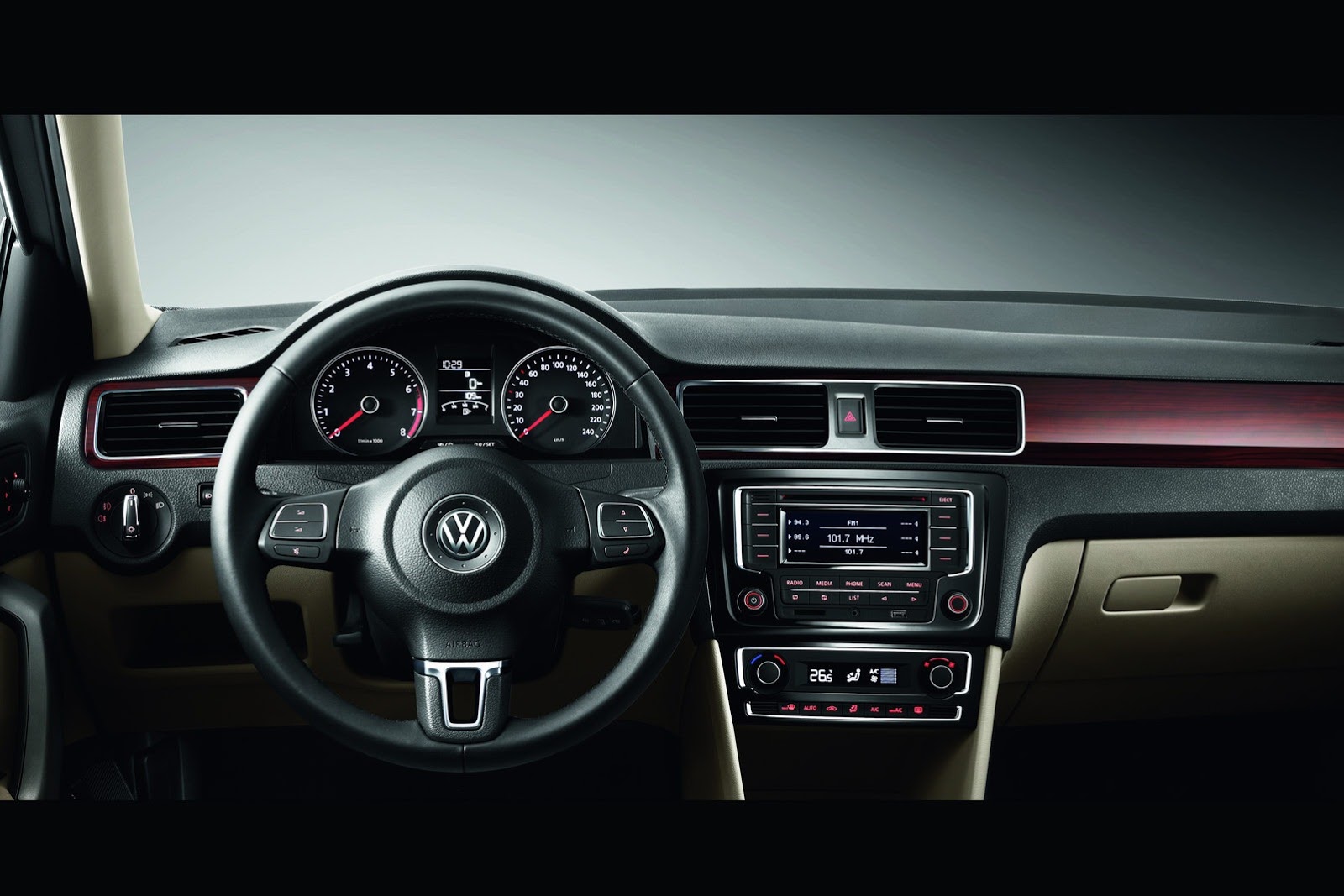 [VW-Santana-9%255B2%255D.jpg]
