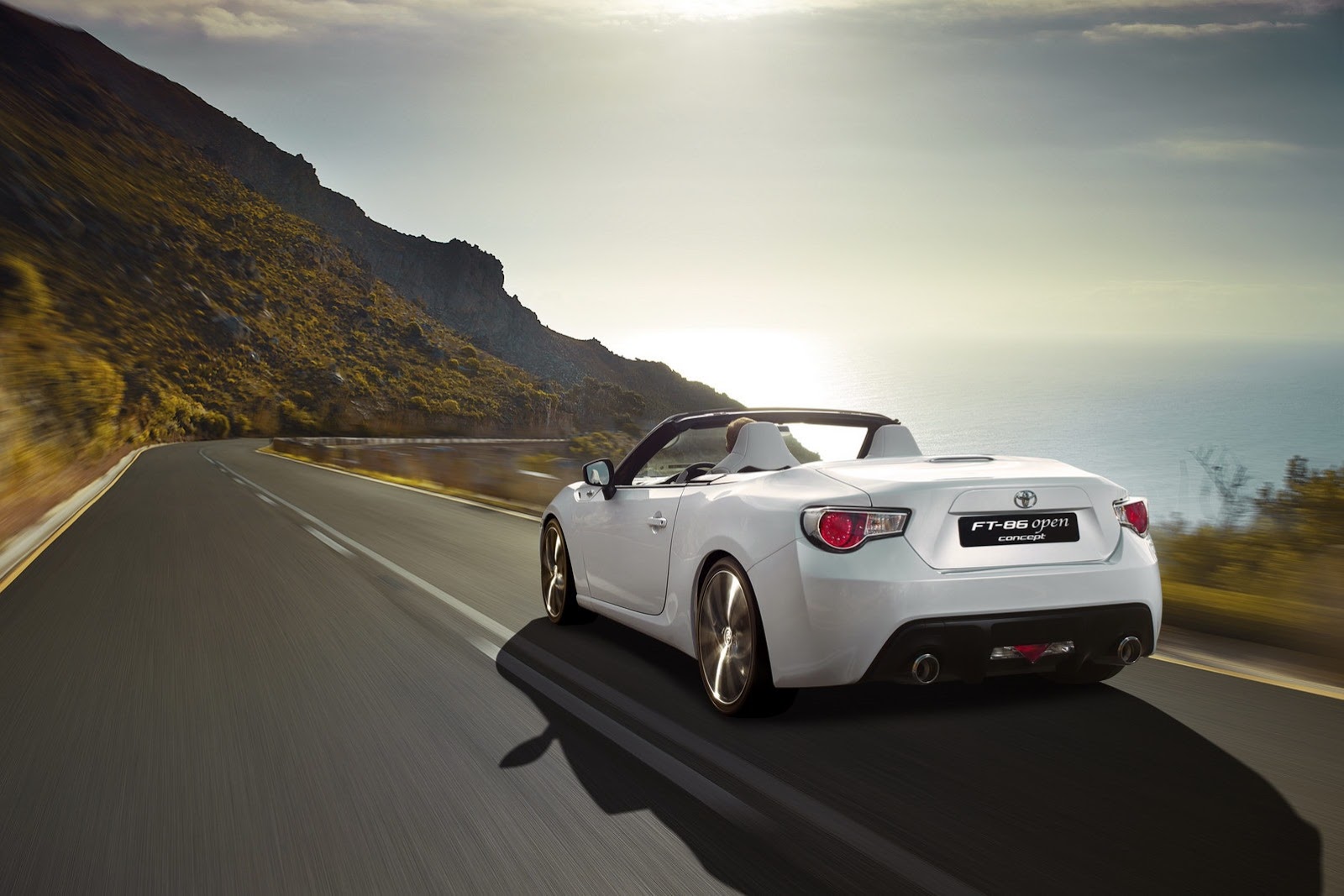 [Toyota-FT-86-Open-Top-9%255B2%255D.jpg]