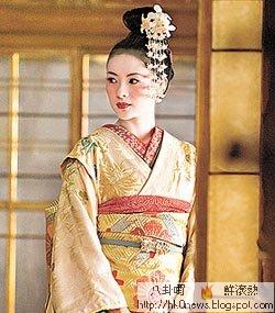 不忿荷李活糟蹋謀女郎  張藝謀悲歎鞏俐、子怡變花瓶