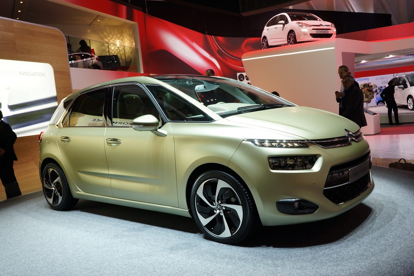 [Citroen-Technospace-Concept-8%255B2%255D.jpg]