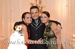 Fotos do evento Simone e Fabio. Foto numero 8682 do estudio Foto Arte Digital, de Itaborai, RJ, que faz fotografia de casamentos (fotos de casamento), fotos de aniversario (fotografia de aniversario), fotos de 15 anos, fotos de criancas (fotografia infantil), fotos de eventos sociais, videos de casamento, videos de 15 anos, videos de making-of, videos de aniversario, video infantil (video de criancas) e videos de eventos sociais. Fotojornalismo e videojornalismo em Itaborai, RJ.