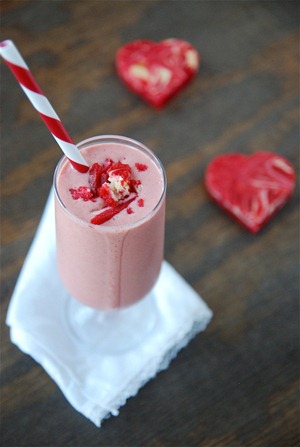 Red-Velvet-Cheesecake-Milkshake-sm